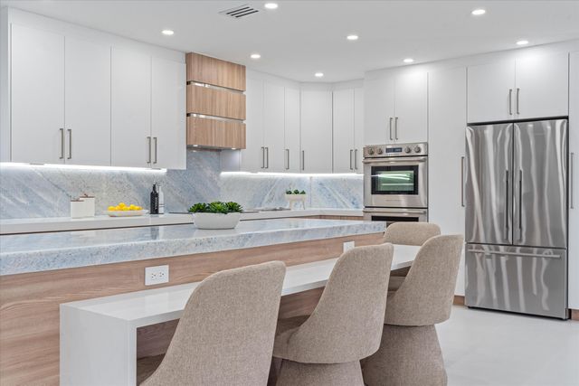 440 NW 11TH Avenue, Boca Raton, FL 33486