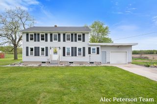 15727 40th Avenue, Wright Twp, MI 49404