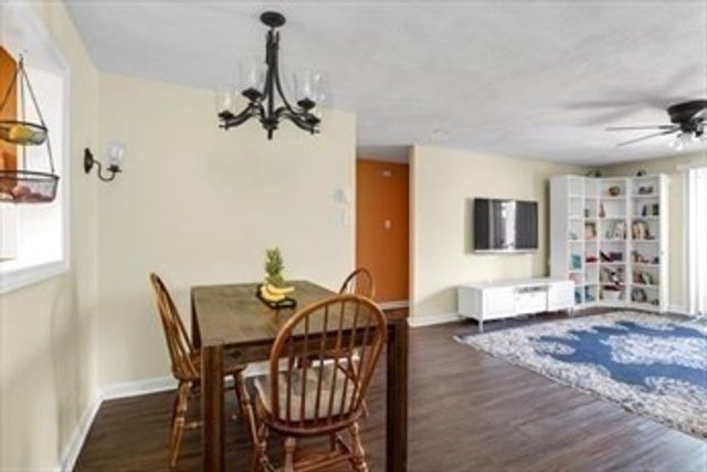 60 Greentree Lane 38, Weymouth, MA 02190