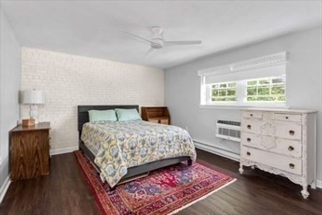 60 Greentree Lane 38, Weymouth, MA 02190