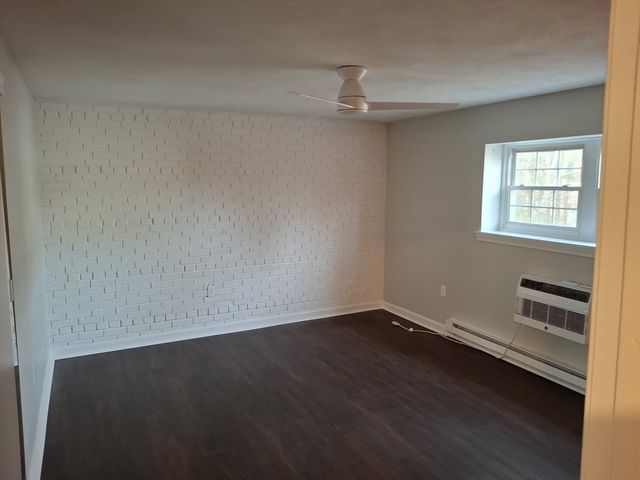 60 Greentree Lane 38, Weymouth, MA 02190