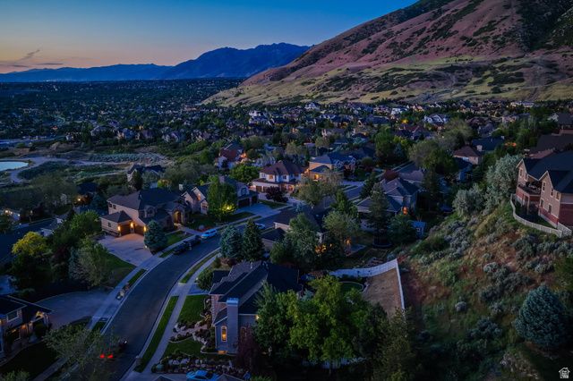 1618 E WYLIE LN, Draper, UT 84020