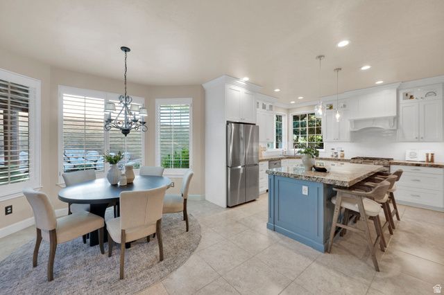 1618 E WYLIE LN, Draper, UT 84020