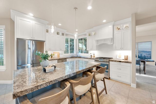 1618 E WYLIE LN, Draper, UT 84020