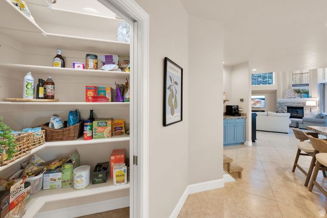 1618 E WYLIE LN, Draper, UT 84020