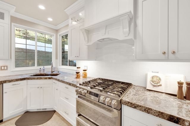 1618 E WYLIE LN, Draper, UT 84020