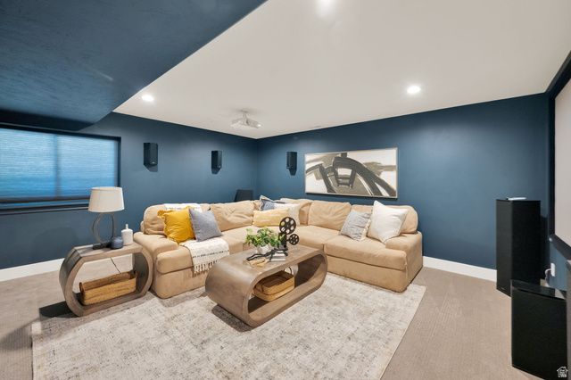 1618 E WYLIE LN, Draper, UT 84020