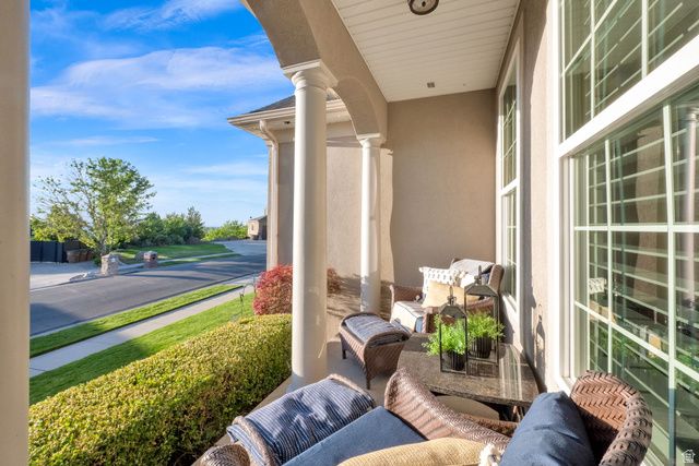 1618 E WYLIE LN, Draper, UT 84020