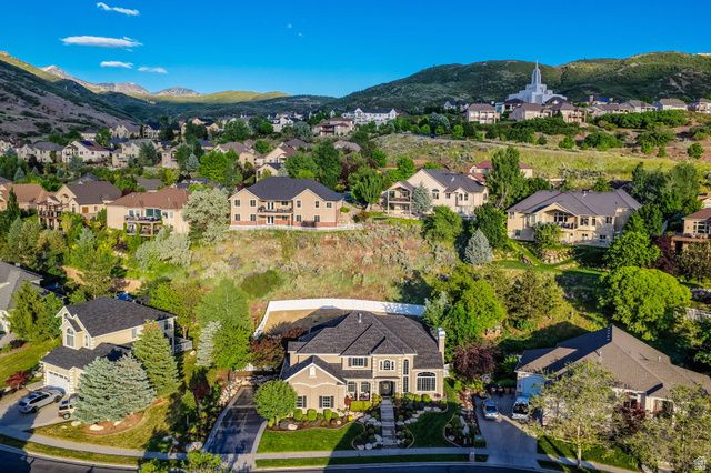 1618 E WYLIE LN, Draper, UT 84020