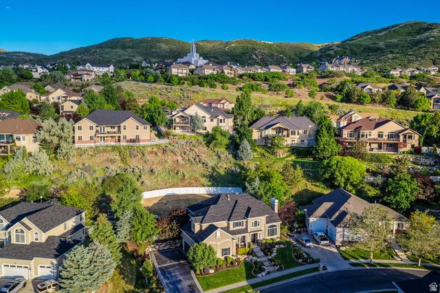 1618 E WYLIE LN, Draper, UT 84020