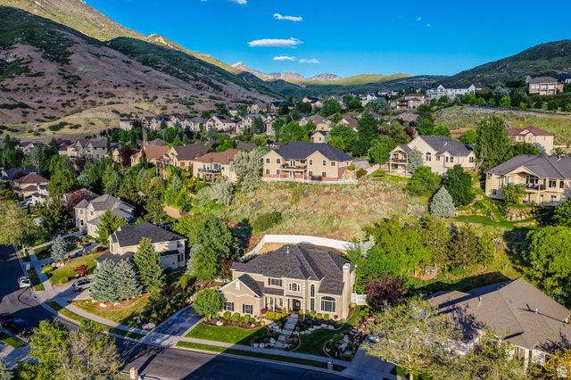 1618 E WYLIE LN, Draper, UT 84020