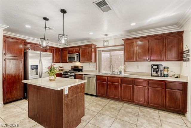 1666 Garden Path Court, Las Vegas, NV 89119
