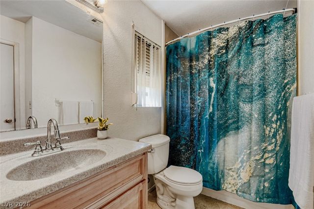 1666 Garden Path Court, Las Vegas, NV 89119