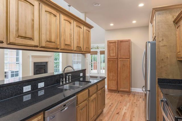 8233 Double Eagle Court, Ooltewah, TN 37363