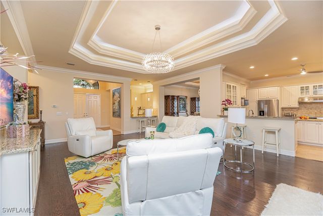 3208 Atlantic CIR, Naples, FL 34119