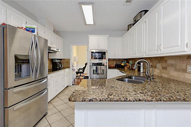 7240 Westport Loop, Midland, GA 31820