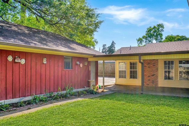 1114 Brookshire Dr, Tyler, TX 75701