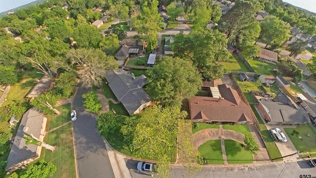 1114 Brookshire Dr, Tyler, TX 75701