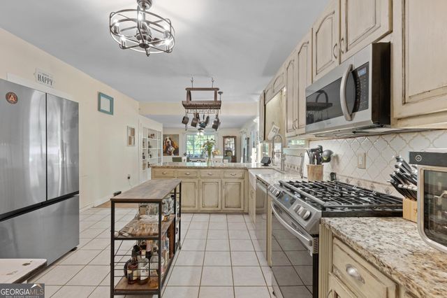 319 Johnson Street, Senoia, GA 30276