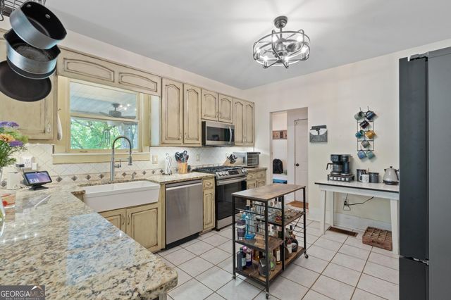 319 Johnson Street, Senoia, GA 30276