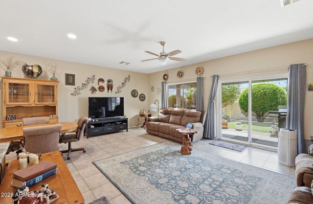 14236 S AVALON Road, Arizona City, AZ 85123