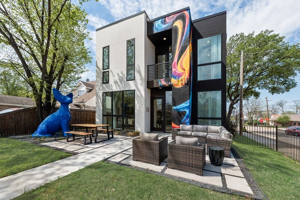 3415 Chihuahua Avenue, Dallas, TX 75212