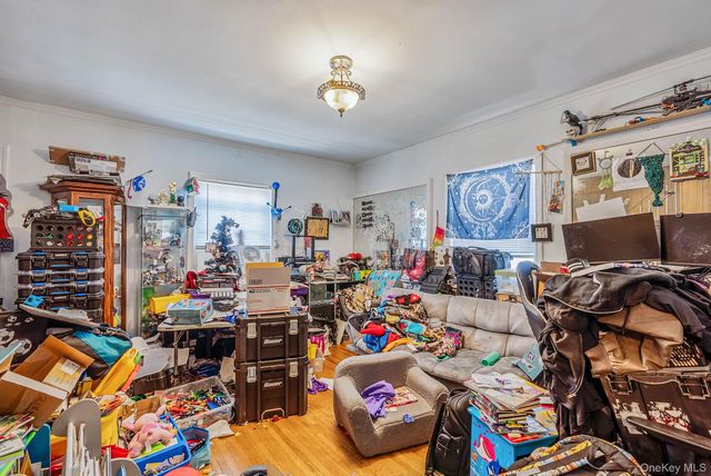 218 Venetian Boulevard, Lindenhurst, NY 11757