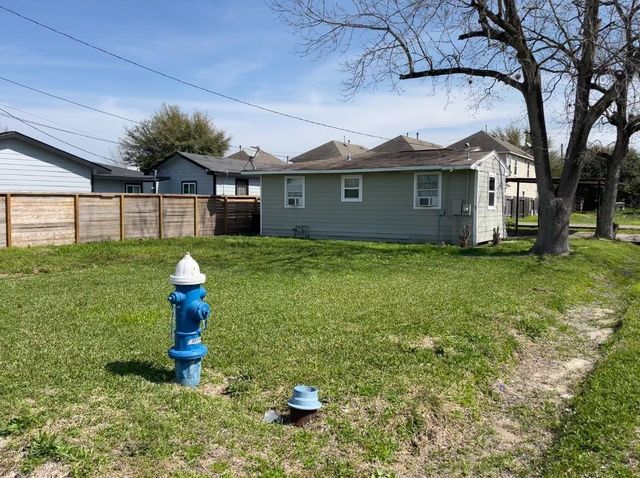 3707 Rosemont Street, Houston, TX 77051