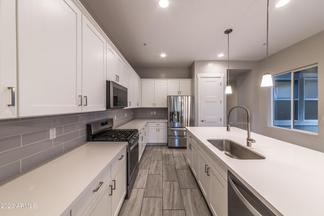 21035 W ELM WAY Court, Buckeye, AZ 85396