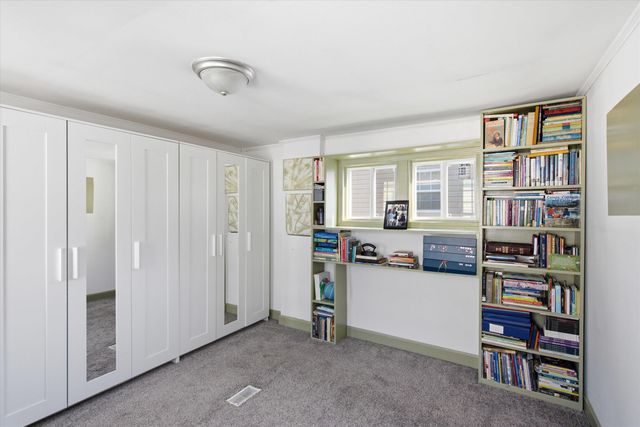21 Adams Park, Rye, NH 03870