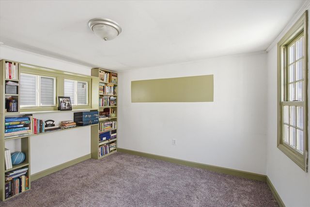 21 Adams Park, Rye, NH 03870