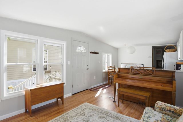 21 Adams Park, Rye, NH 03870