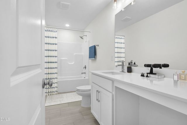 132 Luther Drive Mvg 21, Graham, NC 27253