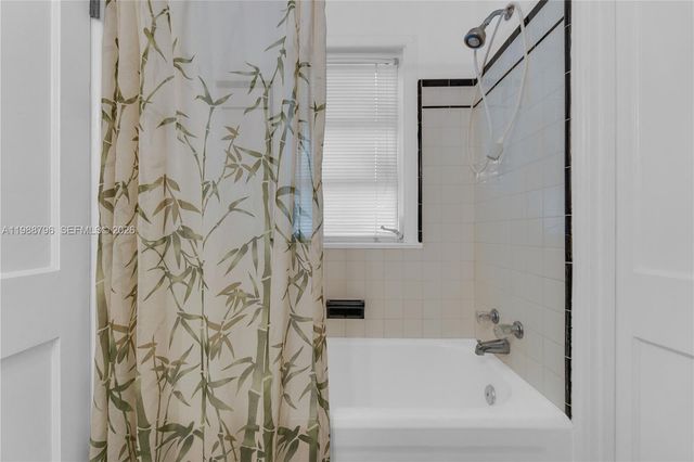 1500 Jackson Street, Hollywood, FL 33020