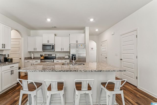 10005 CHELSEA PARK TRAIL, Chelsea, AL 35043
