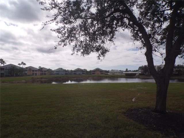 25535 HERITAGE LAKE BOULEVARD 20, Punta Gorda, FL 33983