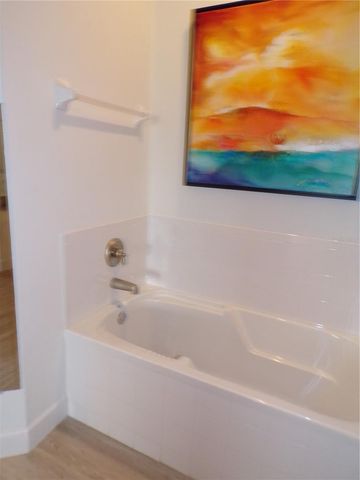 25535 HERITAGE LAKE BOULEVARD 20, Punta Gorda, FL 33983