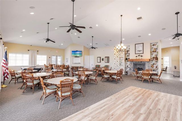 25535 HERITAGE LAKE BOULEVARD 20, Punta Gorda, FL 33983