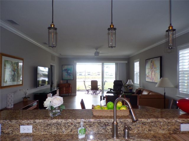 25535 HERITAGE LAKE BOULEVARD 20, Punta Gorda, FL 33983