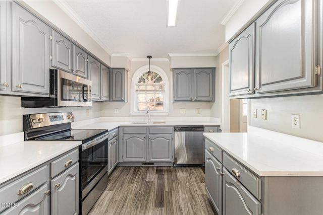 4534 Hamptonshire Drive, Raleigh, NC 27613