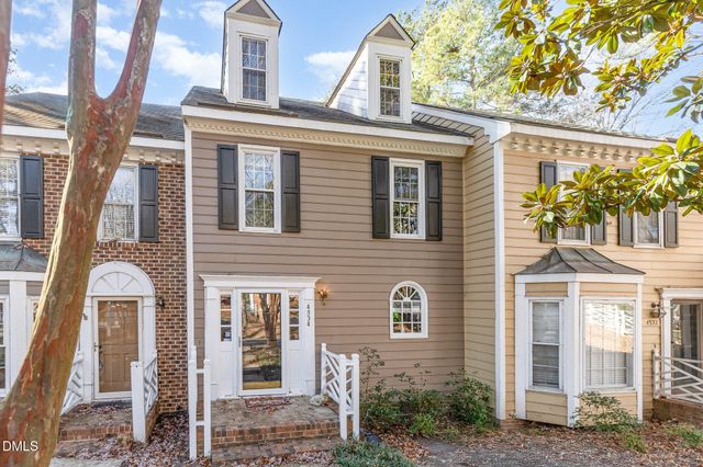 4534 Hamptonshire Drive, Raleigh, NC 27613