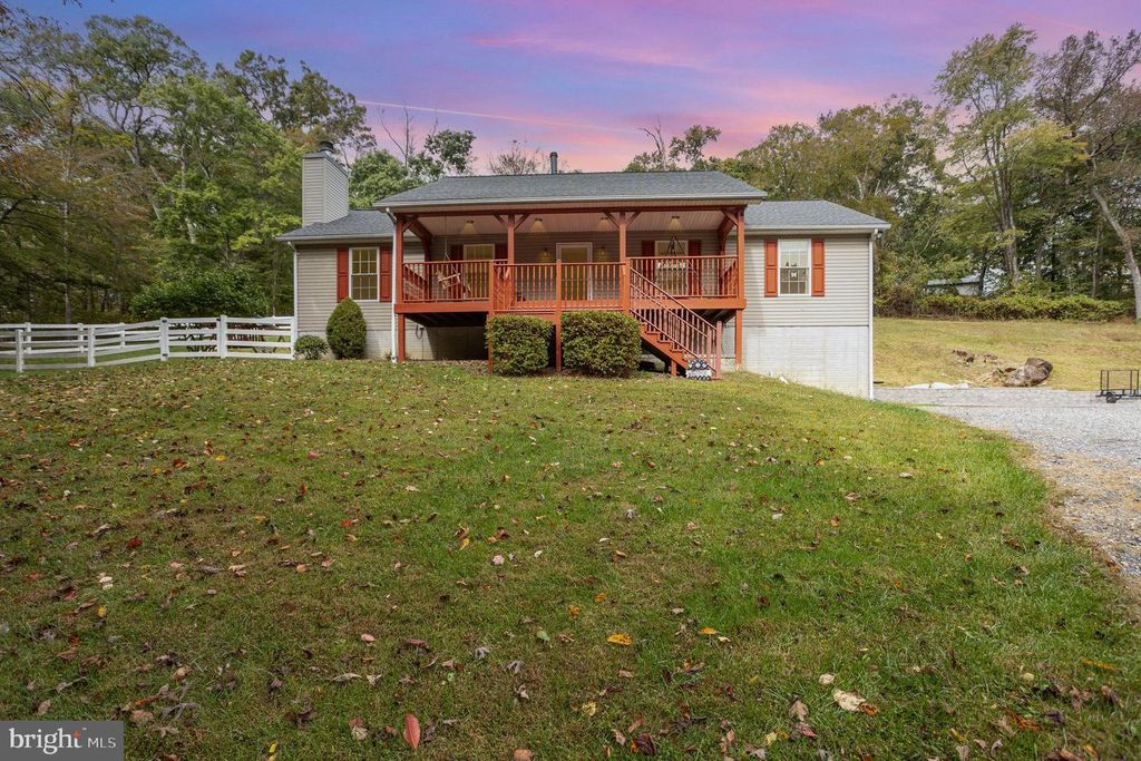 3220 LUCKY DR, Street, MD 21154