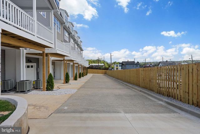 4403 OGLETHORPE ST, Hyattsville, MD 20781