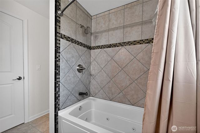 12228 Dayton Avenue N, Seattle, WA 98133