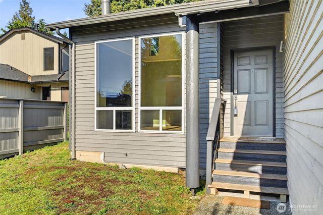 12228 Dayton Avenue N, Seattle, WA 98133