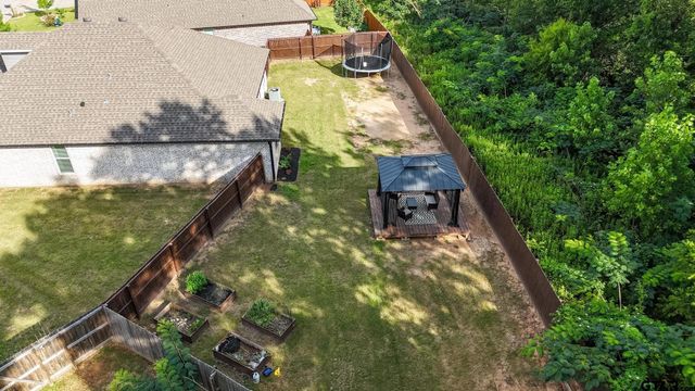 1723 Alamo Crossing Rd, Tyler, TX 75701