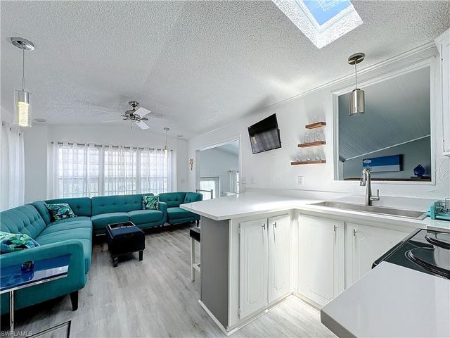 11561 Valleyview DR # 166, Fort Myers, FL 33908