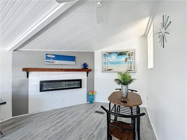 11561 Valleyview DR # 166, Fort Myers, FL 33908