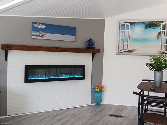 11561 Valleyview DR # 166, Fort Myers, FL 33908