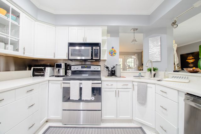 5200 Martel Avenue 6A, Dallas, TX 75206